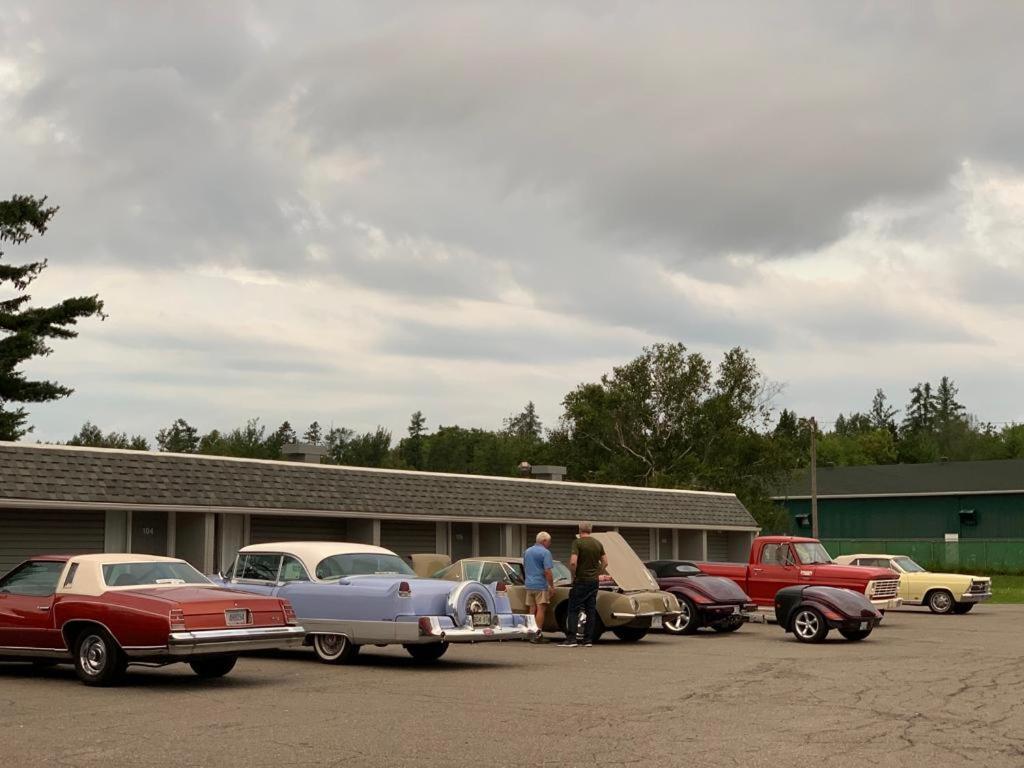 Ambassador Motel Sault Ste. Marie Zewnętrze zdjęcie