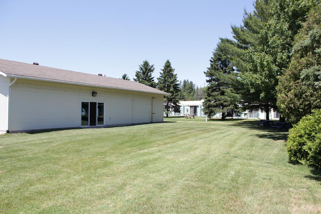 Ambassador Motel Sault Ste. Marie Zewnętrze zdjęcie