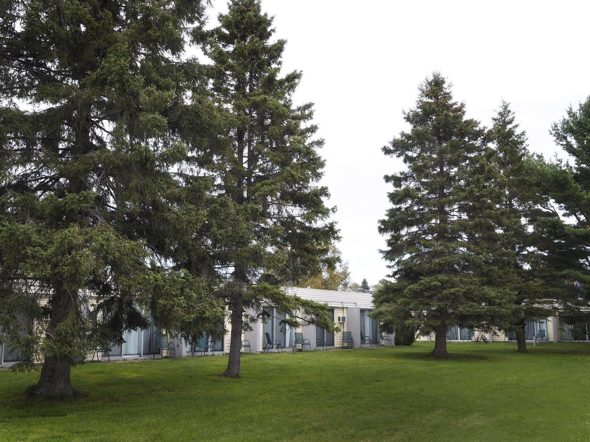 Ambassador Motel Sault Ste. Marie Zewnętrze zdjęcie