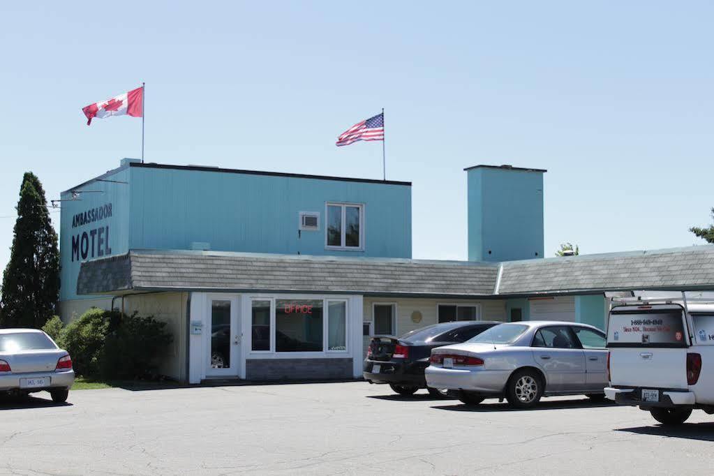 Ambassador Motel Sault Ste. Marie Zewnętrze zdjęcie